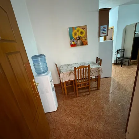 Hostel Siri *