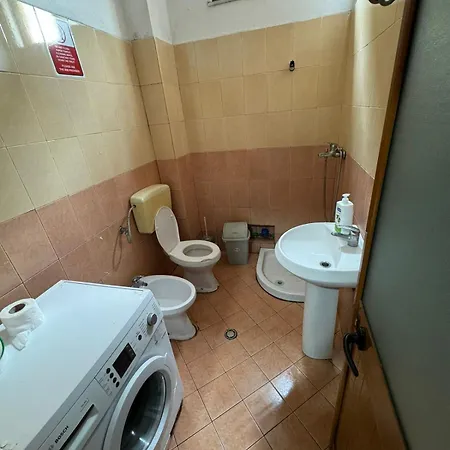 Siri Hostel *